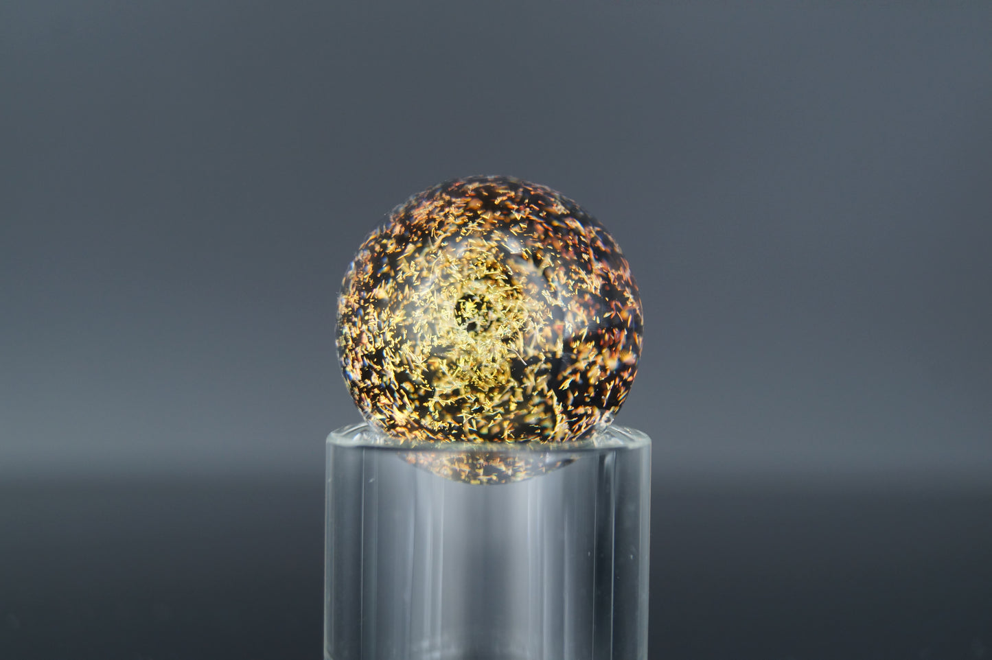 Dichro Marble - Gold and Black