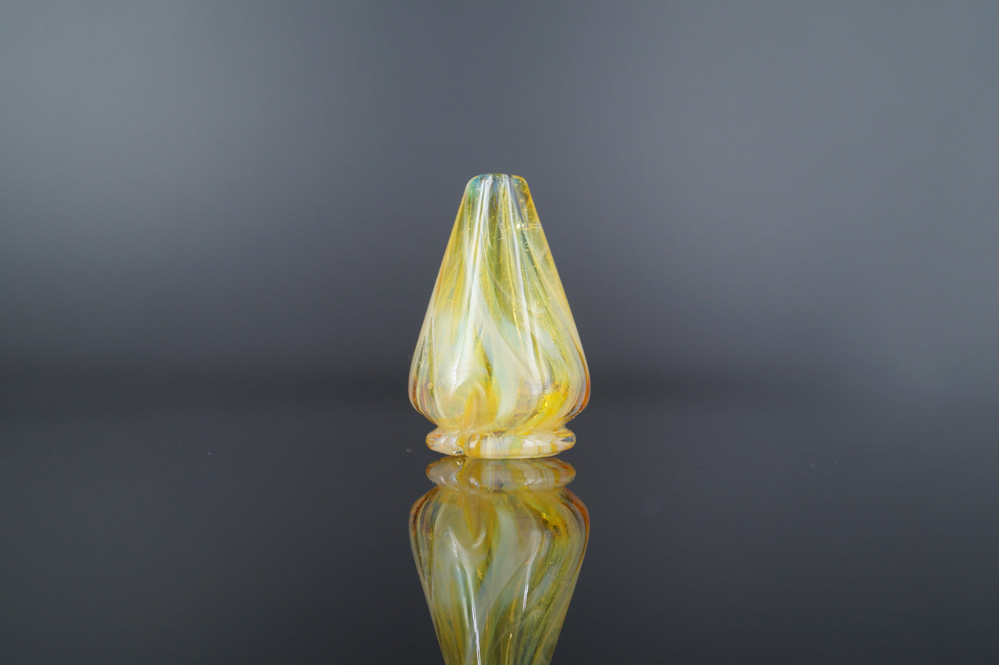 Pivot Spinner Top - Marbled Yellow Amber *UV*