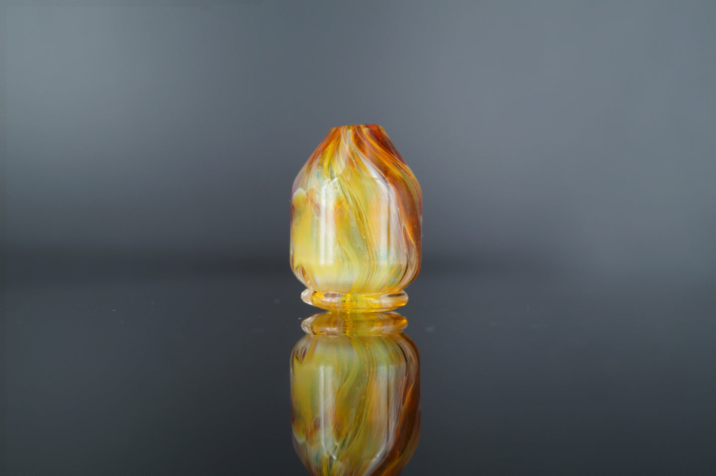 Pivot Spinner Top - Marbled Yellow Amber *UV*