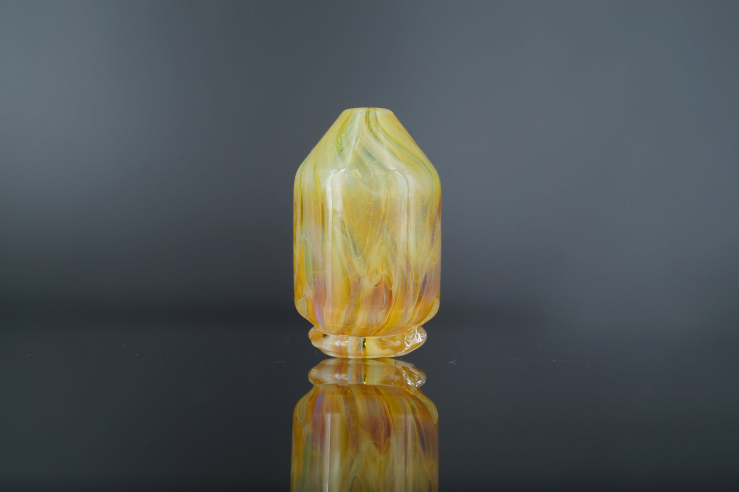 Pivot Spinner Top - Marbled Yellow Amber *UV*